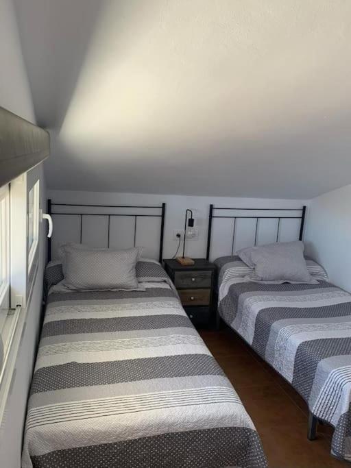 サアラ・デ・ロス・アトゥネスPrecioso Atico Duplex En Atlanterra Playa. Zaharaアパートメント エクステリア 写真