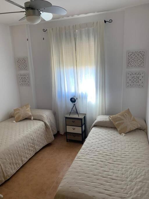 サアラ・デ・ロス・アトゥネスPrecioso Atico Duplex En Atlanterra Playa. Zaharaアパートメント エクステリア 写真